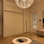 Rose Downtown * بودغوريتْسا